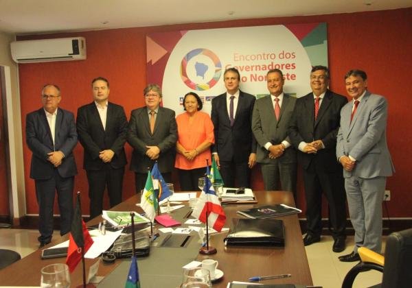 Governadores se unem para manter estados na proposta de reforma da Previdência