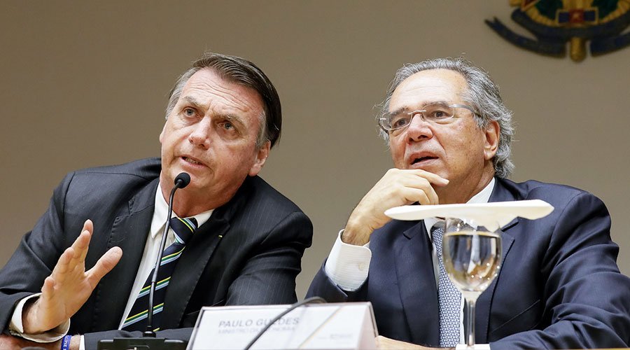Intervenção de Bolsonaro na Petrobras afugenta investidores estrangeiros