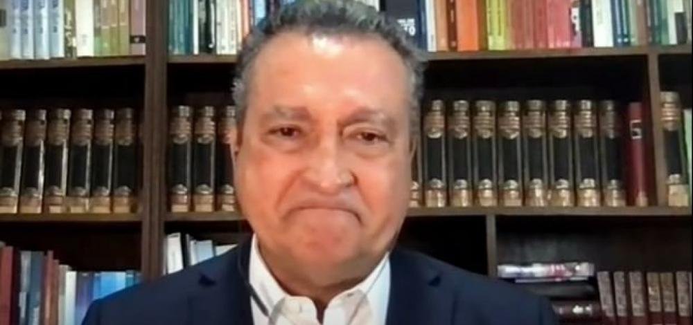 Rui se emociona ao vivo e questiona: 'O que é mais importante: 48h de uma loja funcionando ou vidas humanas?'