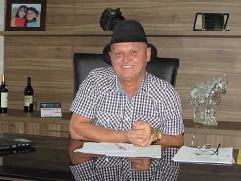 Prefeito de Riachão do Jacuípe critica burocratização da Caixa para liberar verbas