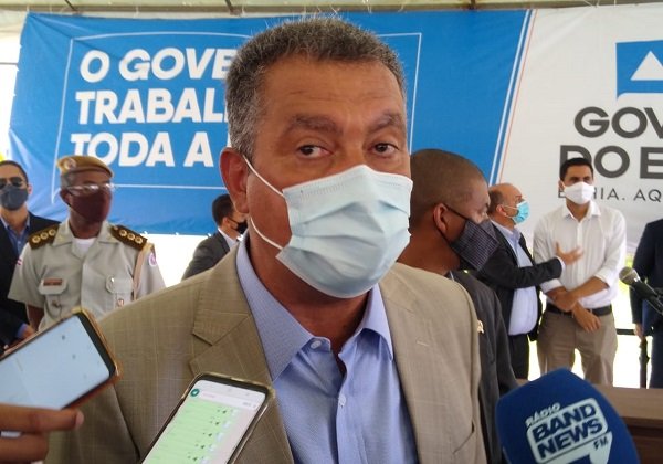 Governador diz que taxa ativa de contaminação teve queda de 2 mil casos nos últimos três dias