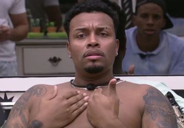 Nego Di é notificado judicialmente pela Globo em processo de R$ 1,5 milhão