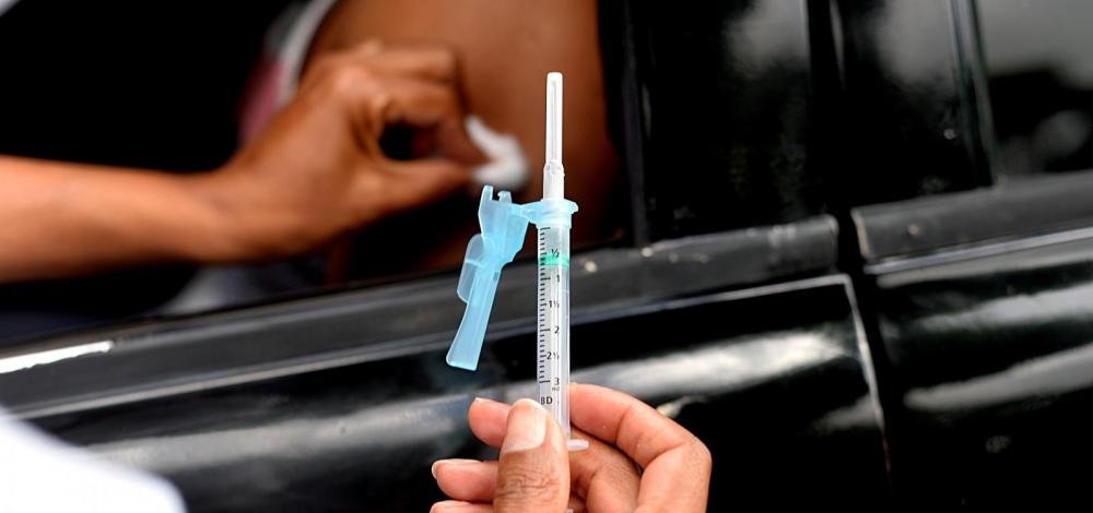 Salvador ultrapassa marca de 200 mil vacinados contra a Covid-19