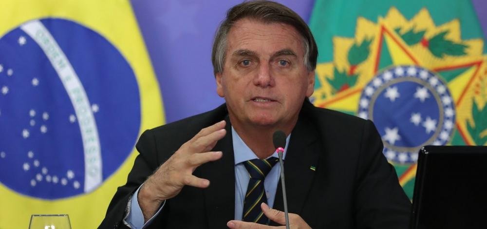 Bolsonaro entra no STF para derrubar medidas de isolamento tomadas pelos governadores