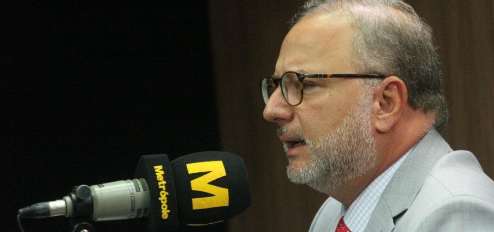 Vilas-Boas critica prefeito de Feira de Santana por condução da covid: 'Ninguém mais respeita ou obedece'