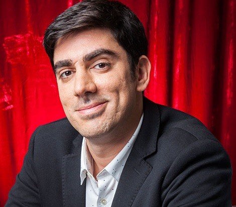 Marcelo Adnet processa Mario Frias por difamação após ser chamado de frouxo