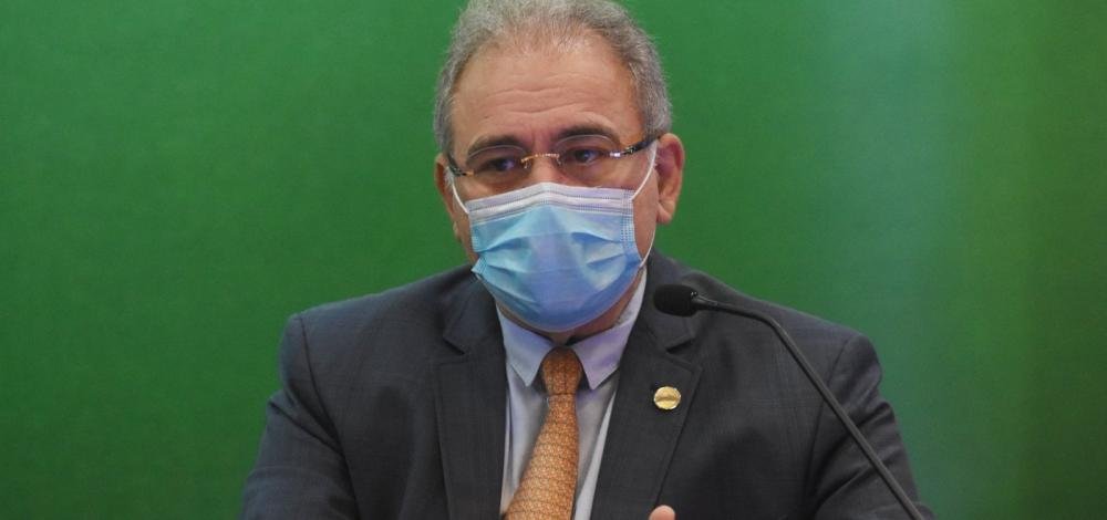 Queiroga diz que 1,5 milhão de brasileiros estão com a segunda dose da vacina atrasada