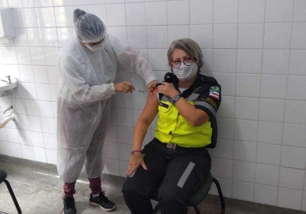 Camaçari retoma vacinação de primeira dose