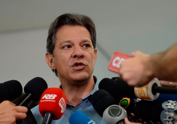 De olho em 2022, PT escala Fernando Haddad para conversar com bancos