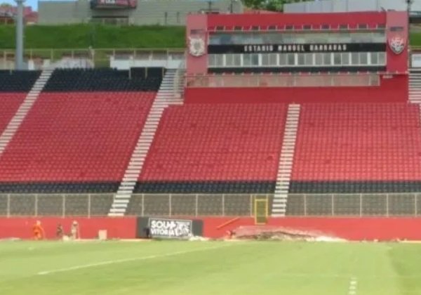 Vitória perde por 2×1 e se complica no Campeonato Baiano