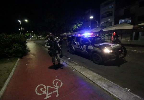 Toque de recolher na Bahia é prorrogado até o dia 25 de maio