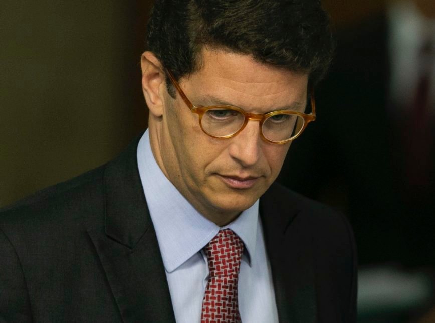 PF faz busca e apreensão em endereço de Ricardo Salles e no Ministério do Meio Ambiente