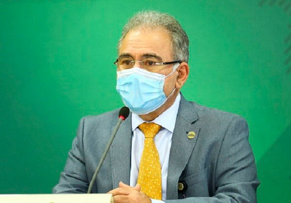 Ministro diz que não há sinal de transmissão comunitária de variante indiana no Brasil