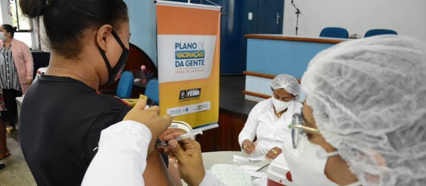 Confira os locais de vacinação contra a covid-19 nesta quinta-feira (27) em Feira de Santana