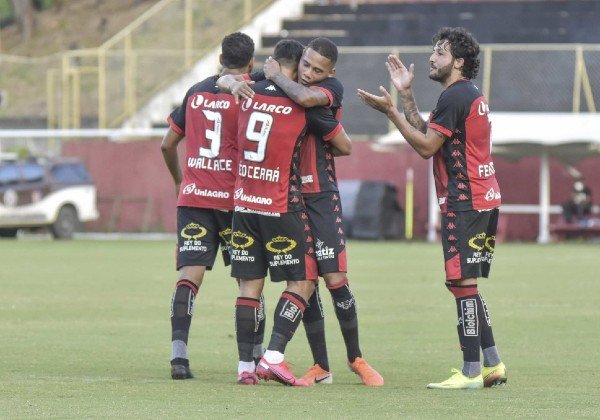 Após 17 dias de preparação, Vitória entra em campo mirando o retorno à Série A