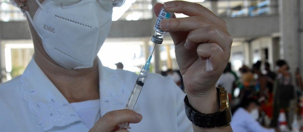 Feira de Santana vacina apenas com segunda dose nesta segunda (31)