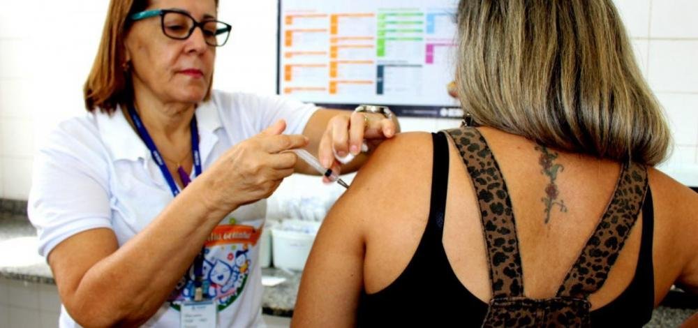 Doses da vacina contra gripe devem acabar nesta quarta-feira (05)