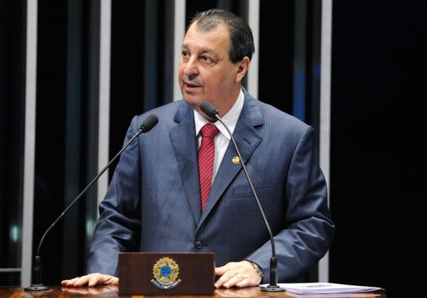 Presidente da CPI da Covid pretende convocar ‘gabinete da morte’