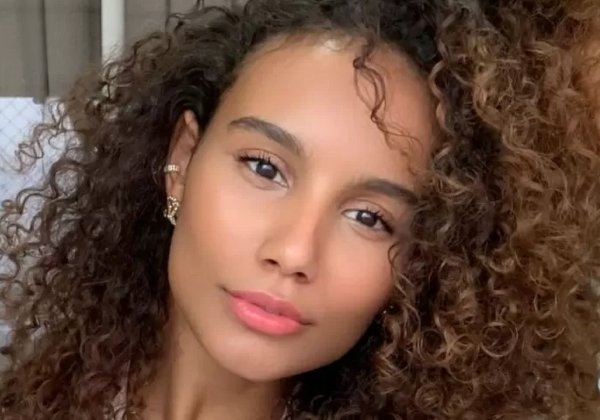 Ex-bailarina do Faustão terminou namoro após descobrir que rapaz era ‘bolsominion’