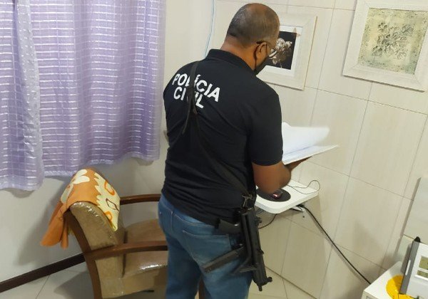 Três pessoas são presas em operação de combate à pedofilia