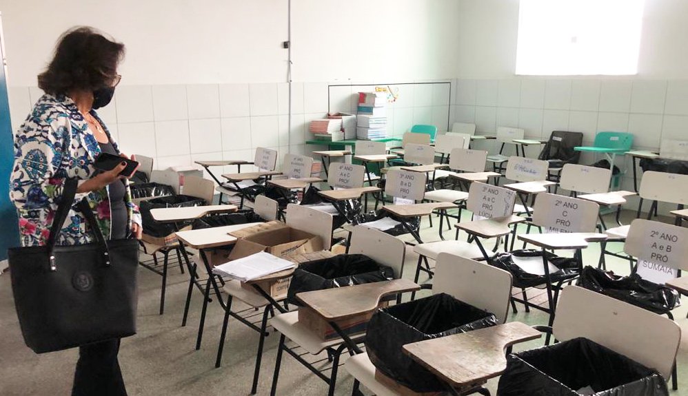 Mais de 60 escolas passam por reparos e serviços de recuperação em Feira de Santana