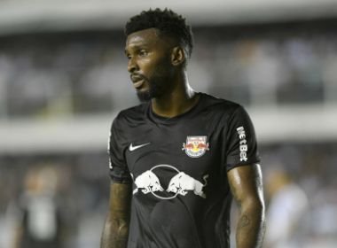 Ligger desembarca em Salvador nesta terça para assinar com o Bahia