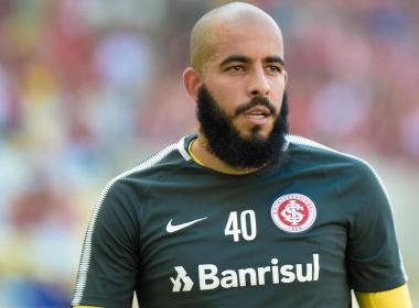 Bahia negocia contratação do goleiro Danilo Fernandes, do Internacional