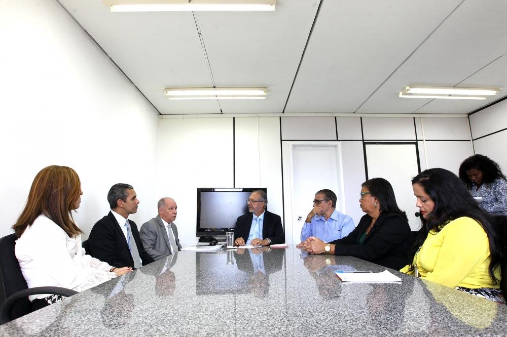 Implantadas ouvidorias setoriais da Polícia Civil e do DPT