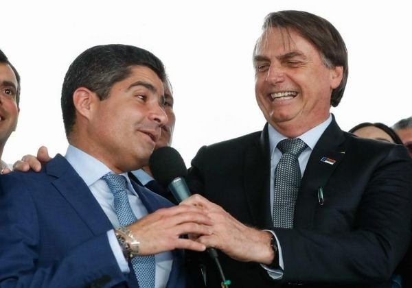 ACM Neto se diz impressionado com rejeição de Bolsonaro