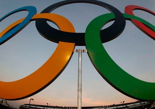 Após aumento de casos, Tóquio inicia estado de emergência na iminência da Olimpíada