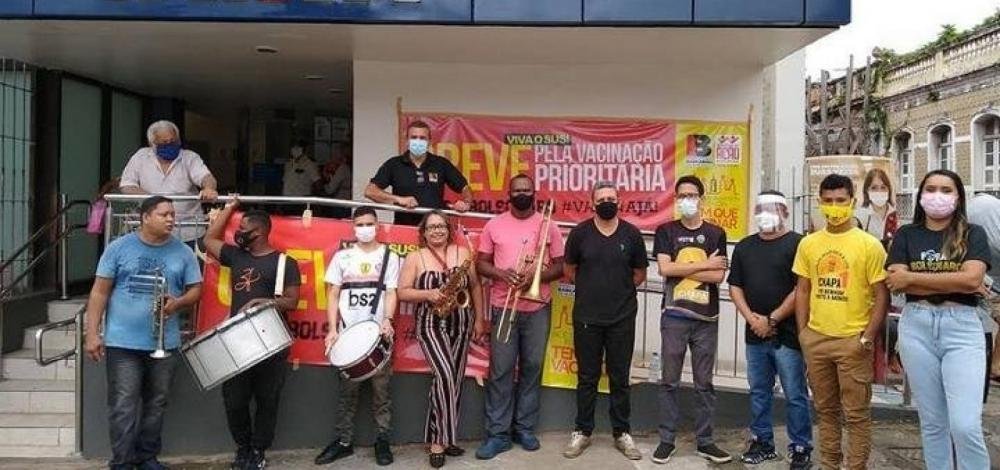 Publicação no Diário Oficial confirma bancários como grupo de prioridade na vacinação