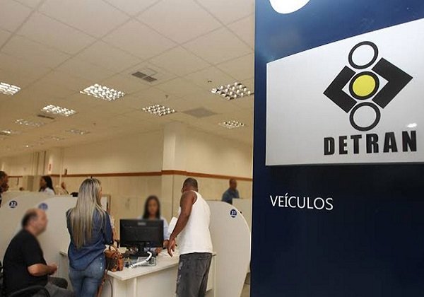 Serviços do Detran precisam ser reagendados após instabilidade no sistema