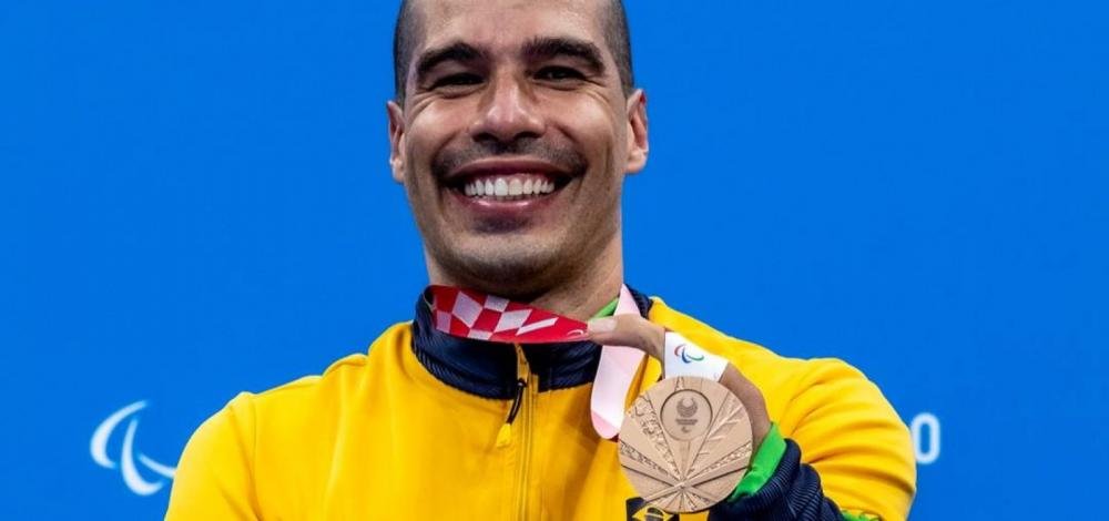 Em manhã de finais na piscina, Brasil garante quatro pódios