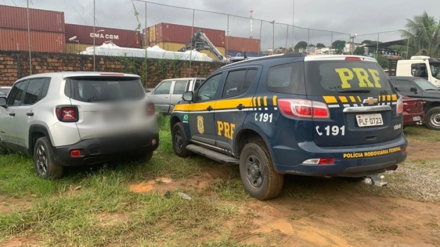 PRF desarticula organização criminosa especializada em fraudes veiculares em Salvador