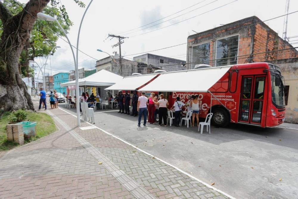 Prefeitura de Candeias realiza abertura da Caravana Outubro Rosa no Malembá