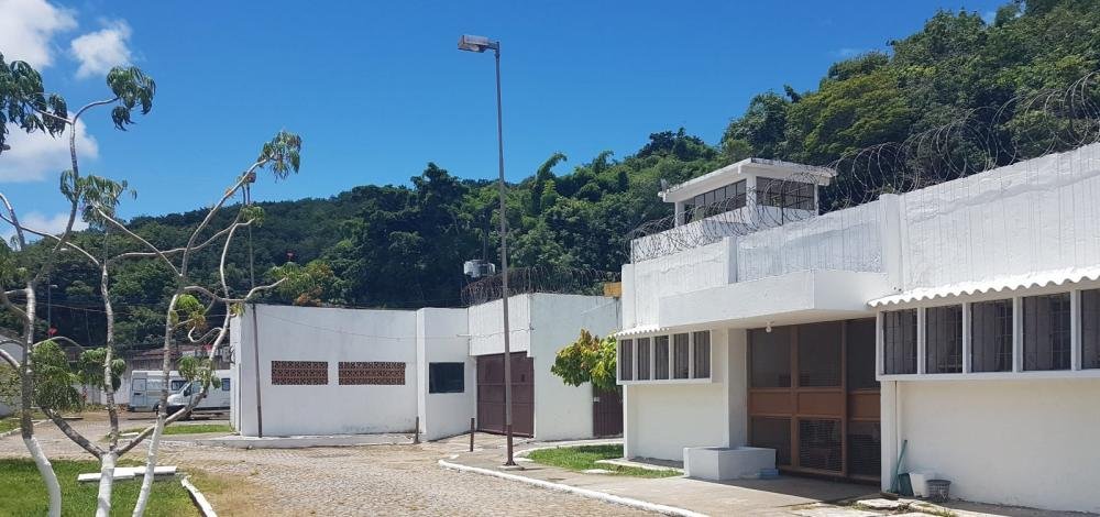 Presos utilizam cordas para fugir de presídio em Ilhéus