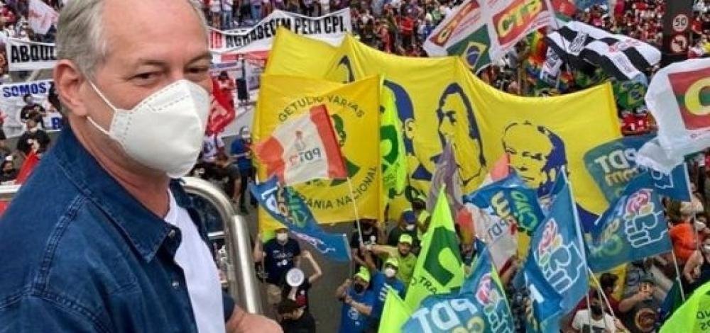 Ciro Gomes retoma candidatura após deputados do PDT votarem contra PEC no 2º turno