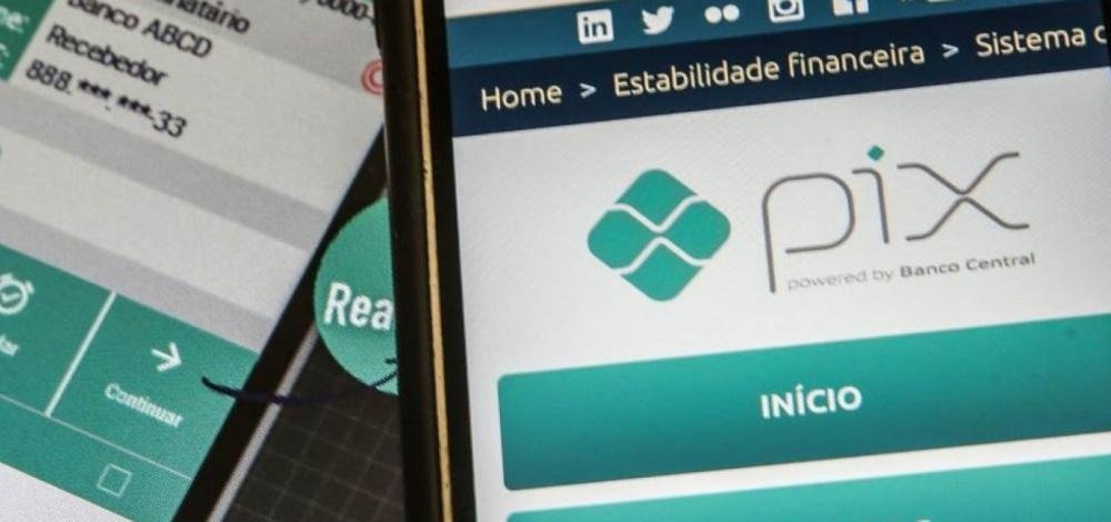 Circulação de dinheiro em espécie diminui em R$ 40 bilhões após 1 ano de Pix