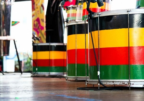 Olodum lança single para novo momento dos shows e ensaios de verão