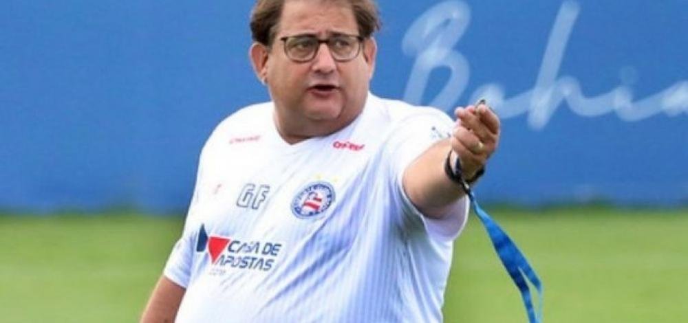 Bahia acerta renovação com Guto Ferreira para temporada de 2022