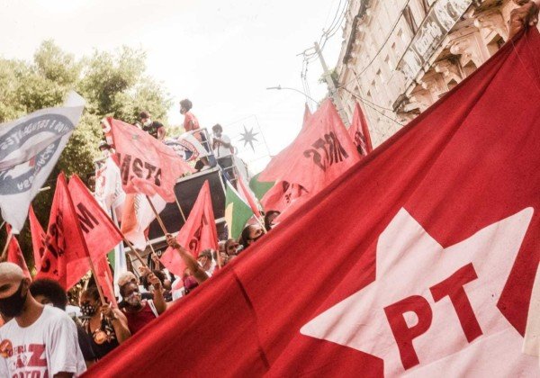 Datafolha aponta PT como o partido preferido dos brasileiros