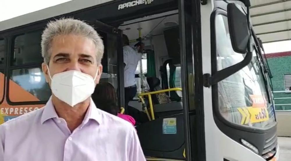 Deputado Robinson Almeida critica mudança de roteiro de linhas do transporte complementar em Feira: 