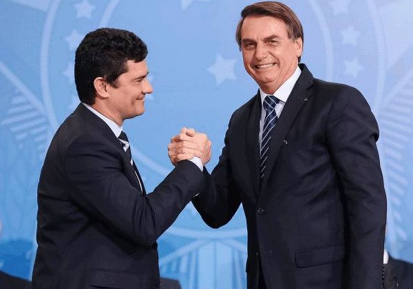 Chamado de petulante, Moro afirma que Bolsonaro ‘não é digno da Presidência’