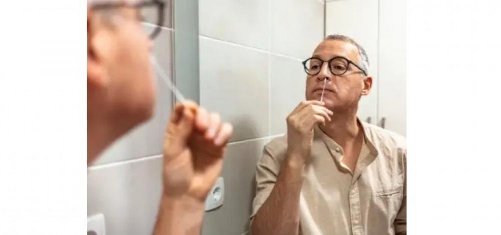 Anvisa vai decidir nesta sexta se libera venda de autotestes de Covid