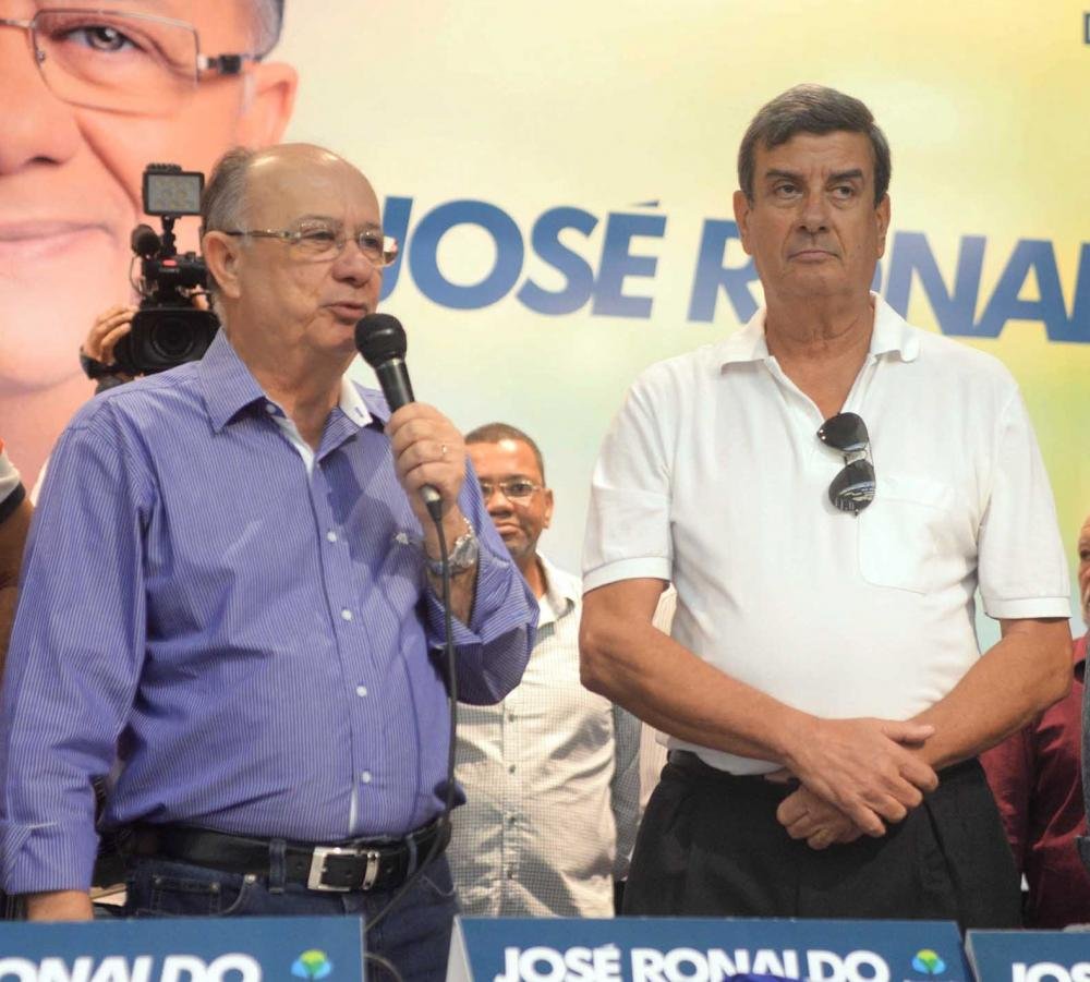 “Colbert é um político de pouco diálogo”, diz Ronaldo sobre o prefeito de Feira