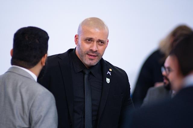 Indulto a Silveira envolveu acordo com centrão, evangélicos e Câmara, diz coluna