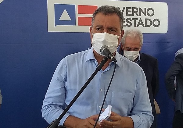 Rui promete ‘força máxima’ na captura dos responsáveis pela morte de policiais