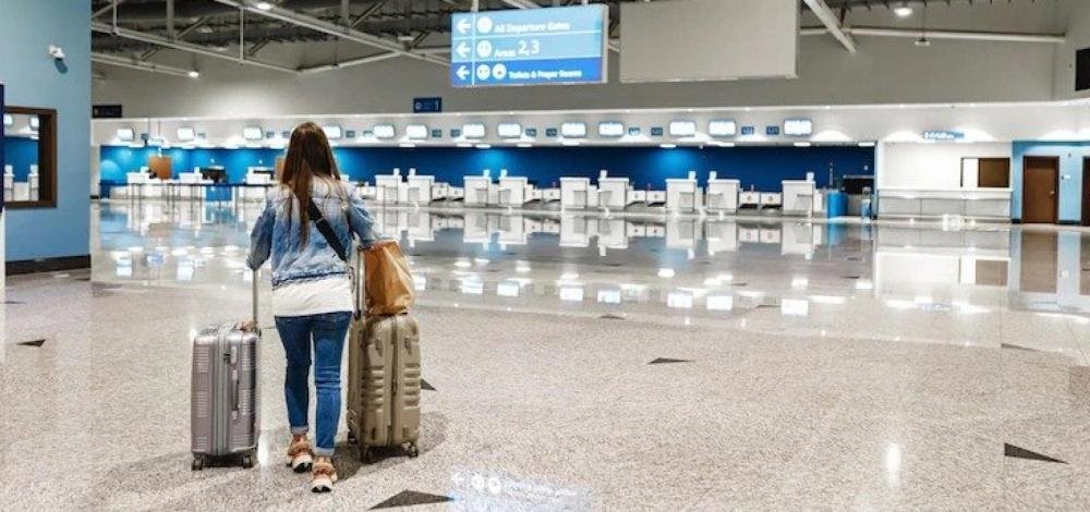 Desobrigação de máscaras em aeroportos da Europa começa a valer nesta segunda-feira