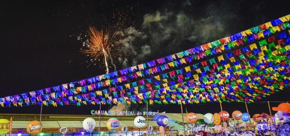 Edital do São João de Caruaru não permite que artistas façam manifestações políticas