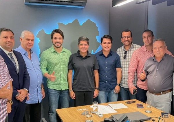 PDT indica empresário para compor chapa de ACM Neto como vice